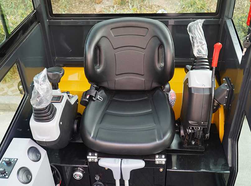 Wrap-around seat