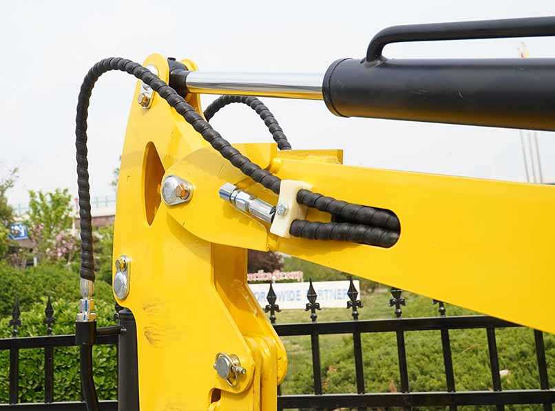 Oil pipe built-in