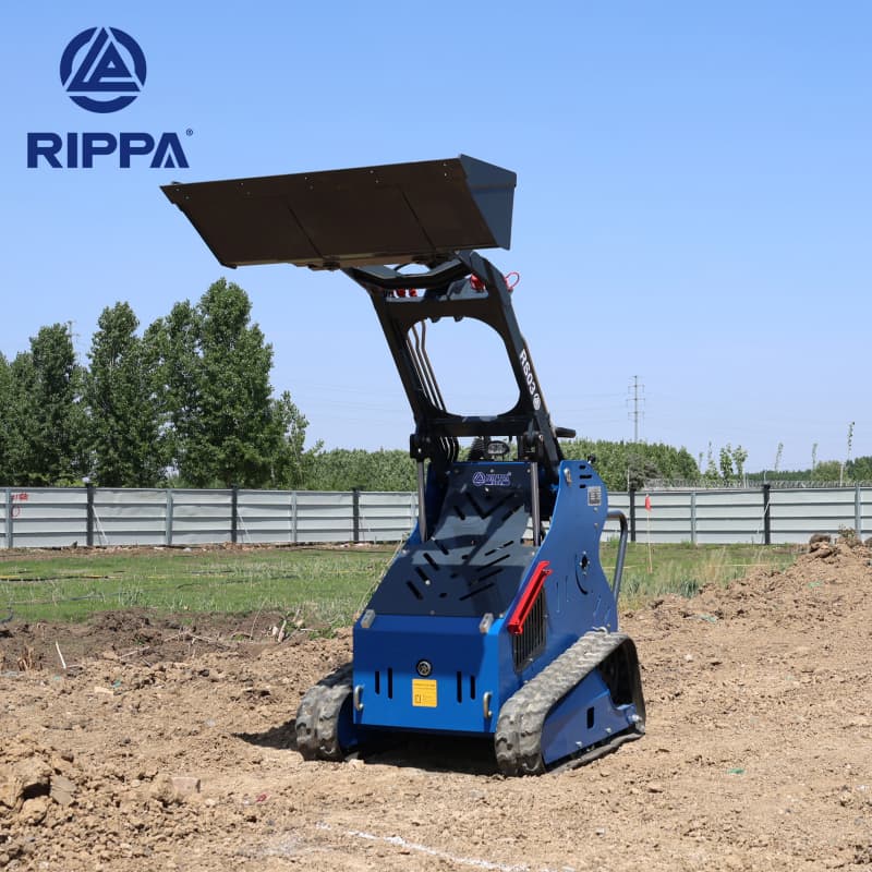 Mini all-round, flexible and efficient - RIPPA RS03 skid loader